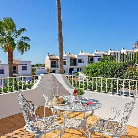Villa Ninho Da Aguia By *